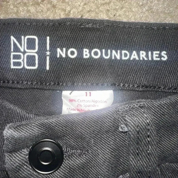 No Boundaries Denim Shorts Bundle - Picture 4 of 4